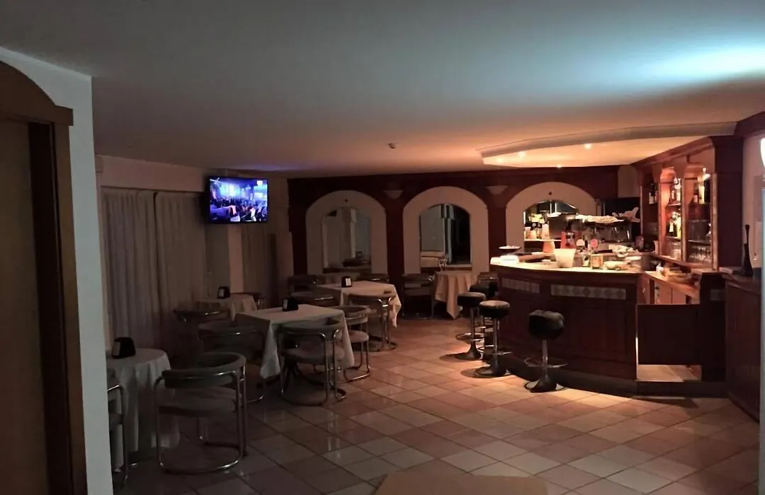 Hotel Glenn-1