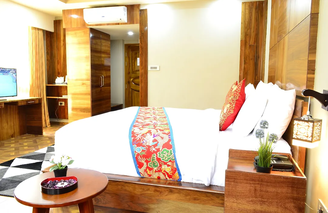 Tara Phendeyling Hotel-1
