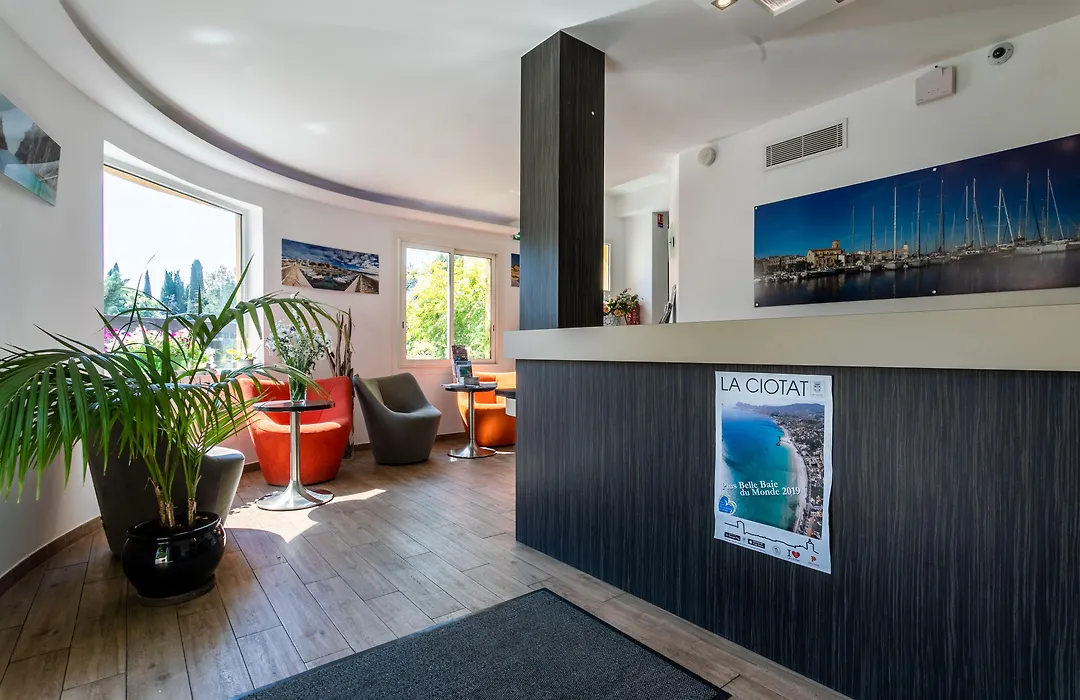 Hôtel Corniche du Liouquet-1