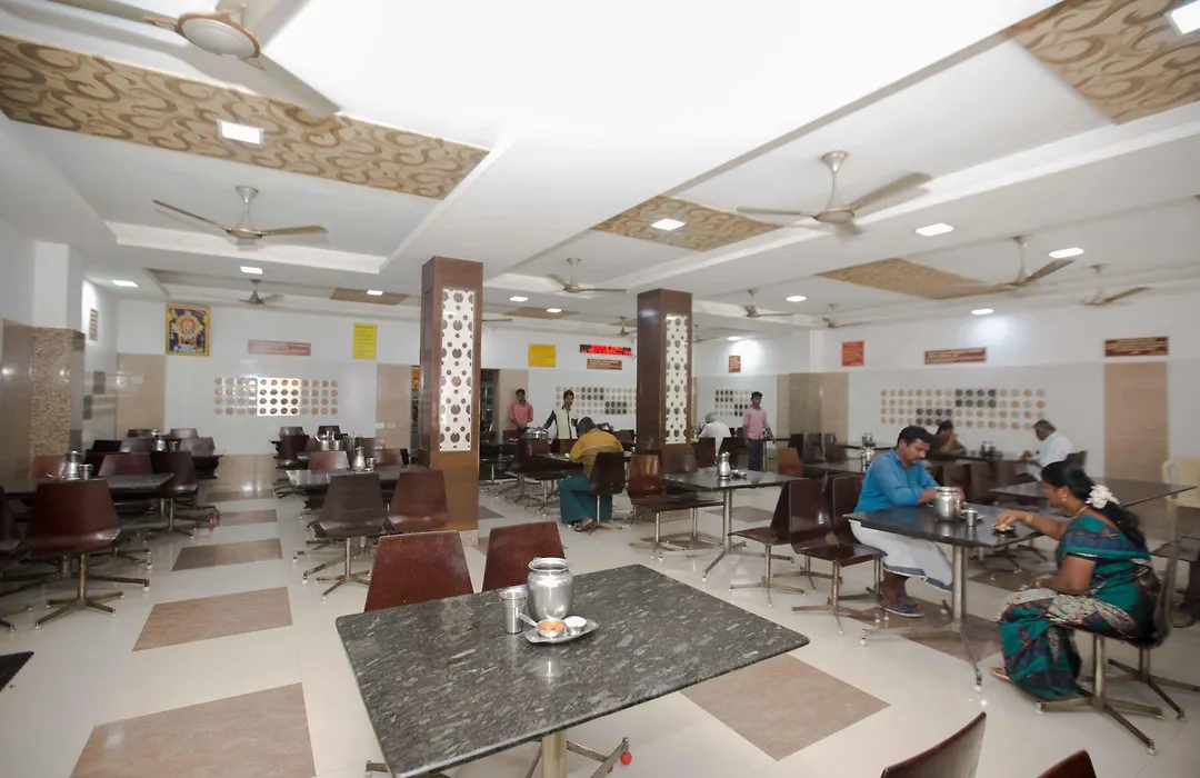 Hotel Sownthariyam-1
