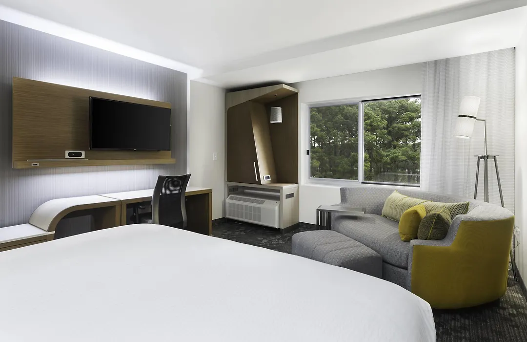 Courtyard By Marriott Ruston-1