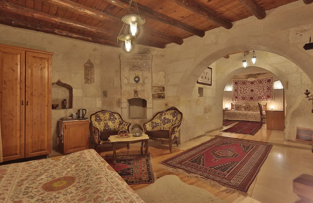 Amber Cave Suites-1