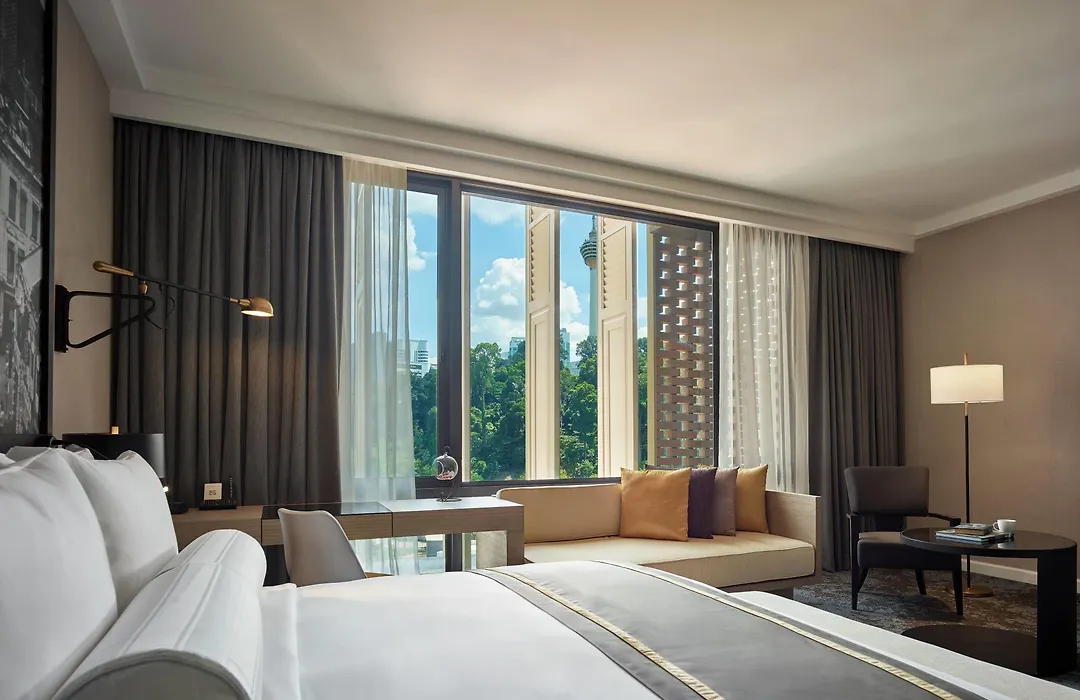 Hotel Stripes Kuala Lumpur, Autograph Collection-1