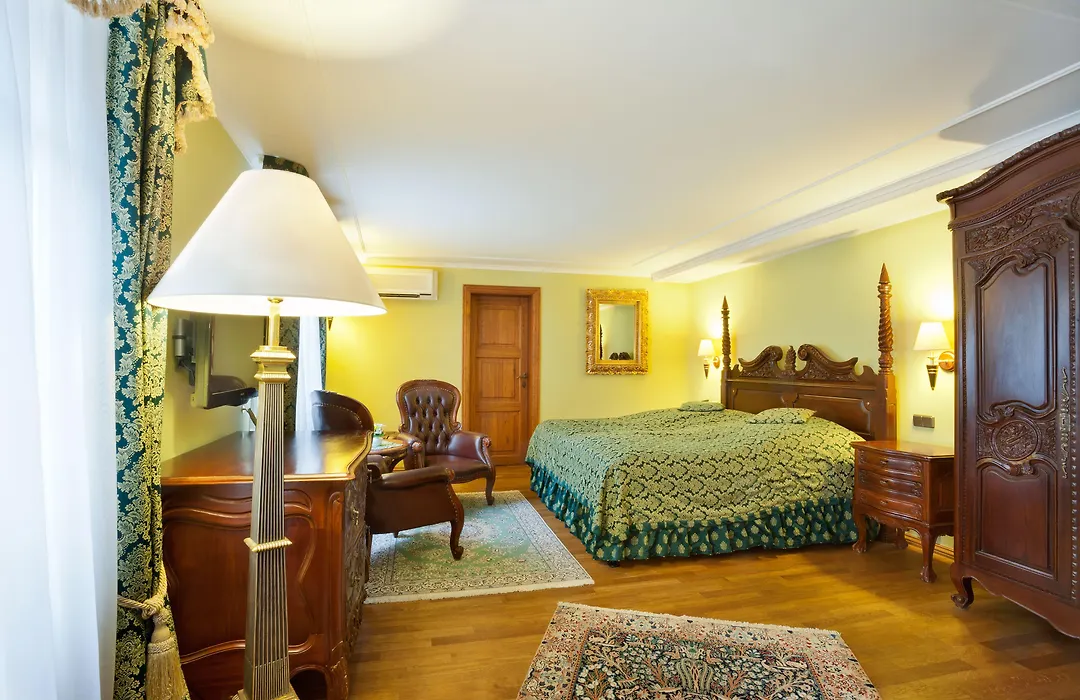Hotel U Prince Prague By Bhg-1