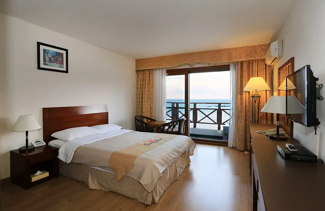 Ocean Grand Hotel-1