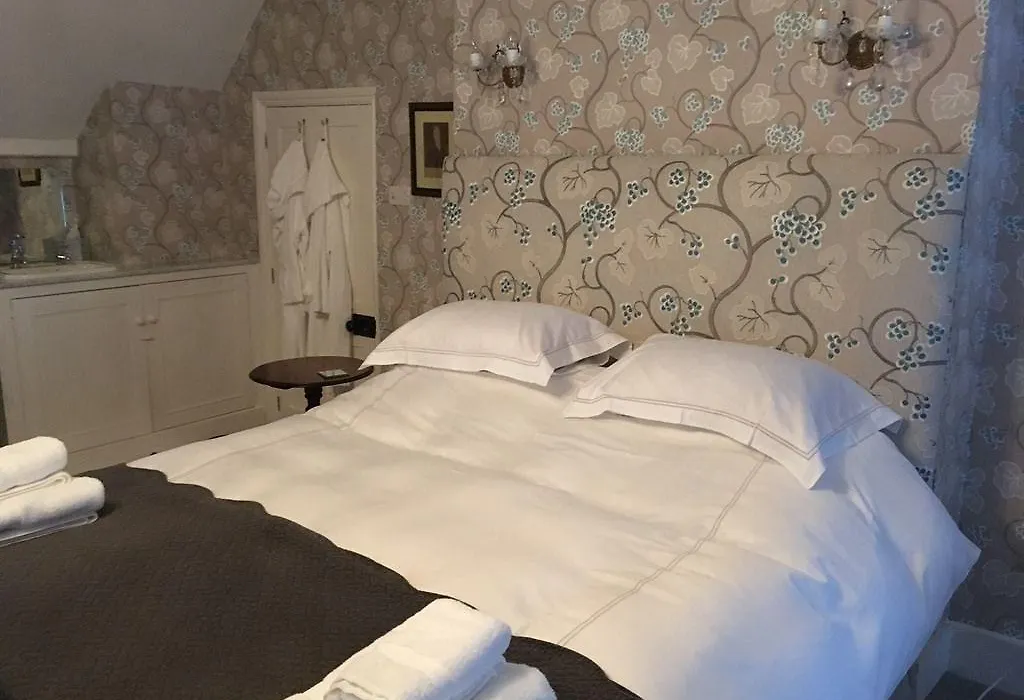 Clare Cottage-1