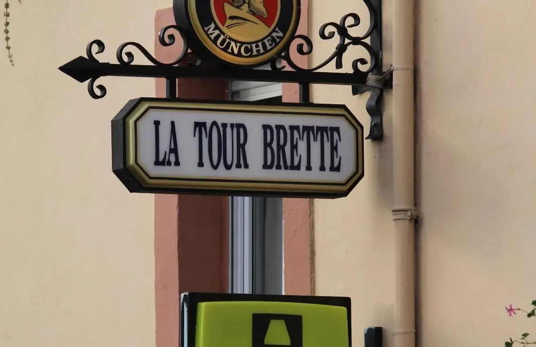 La Tour Brette-1