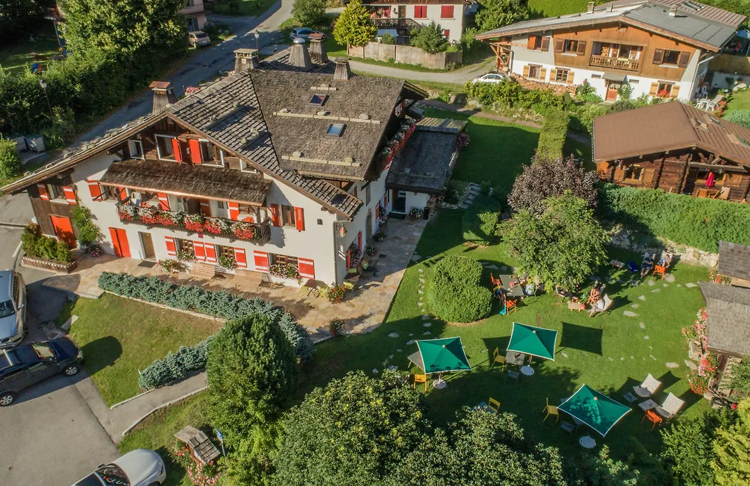 Chalet-Hotel Gai Soleil-1