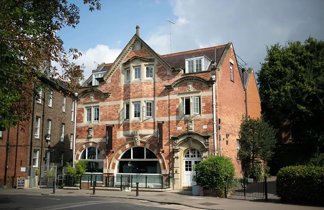 One Warwick Park Hotel-1