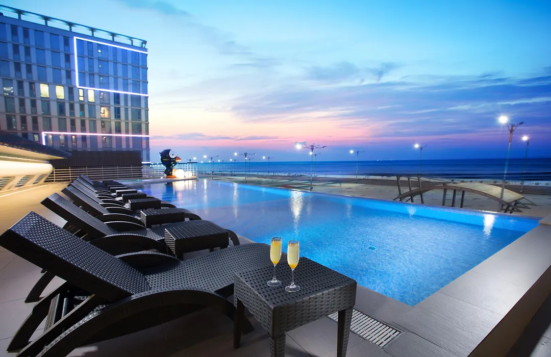 Hotel Whistlelark Jeju-1