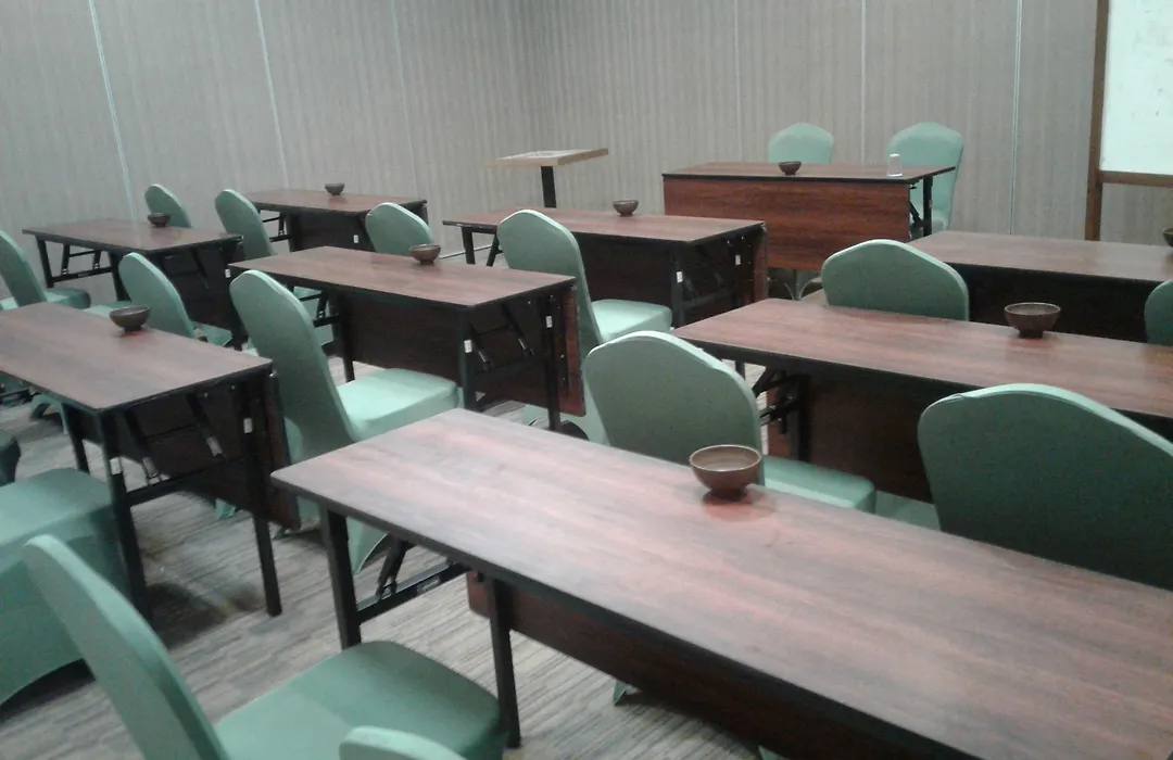 Opi Indah Hotel-1