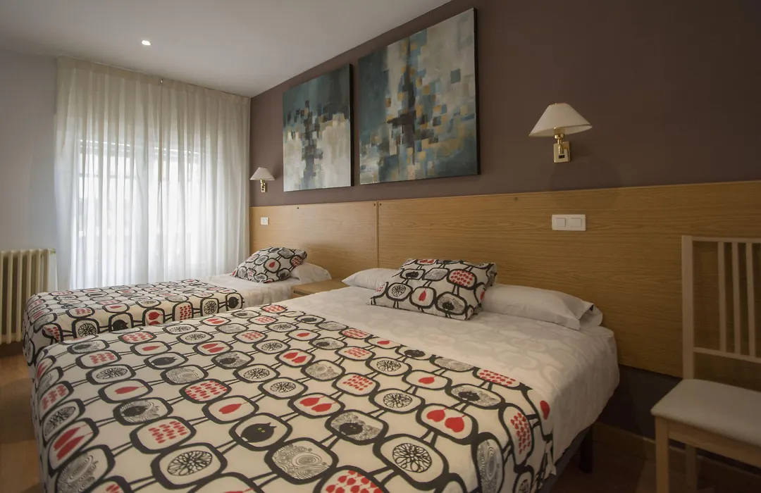 Happy Hostal Carrales-1