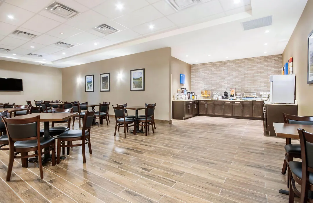 Comfort Inn & Suites Merritt-1