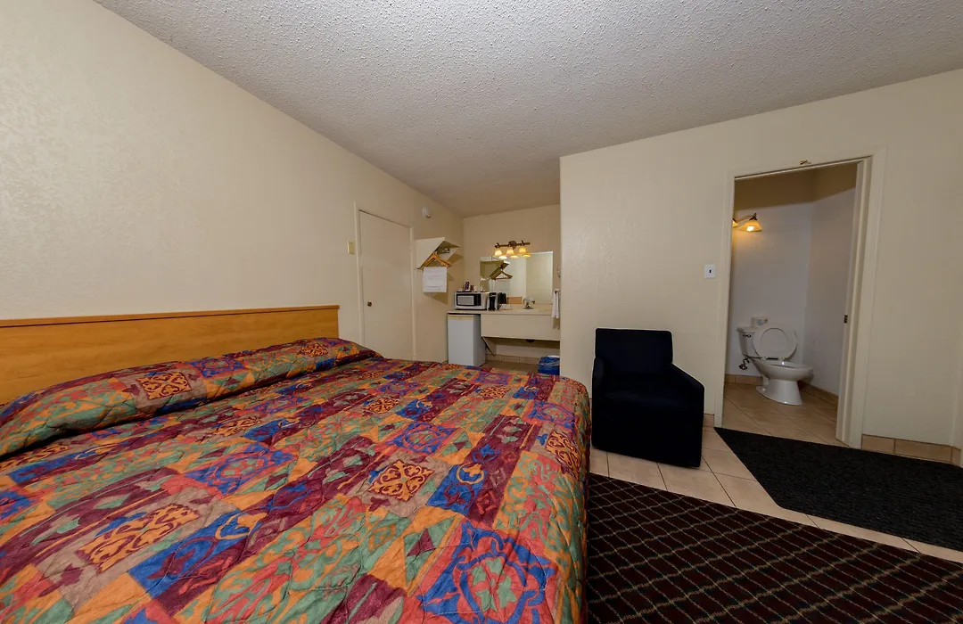 Prairie Mountain Inn-1