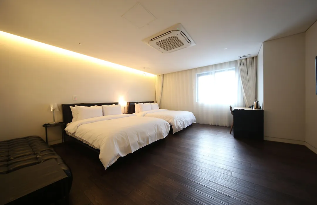 Acc Design Hotel-1