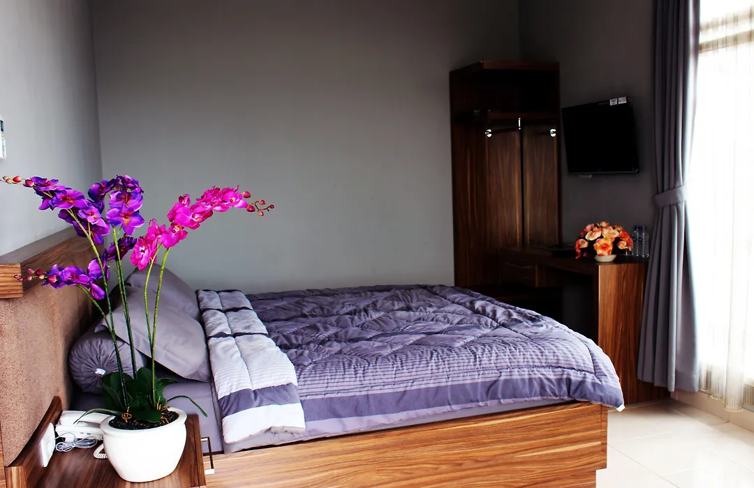 Collection O 92277 Setra Priangan Guest House-1