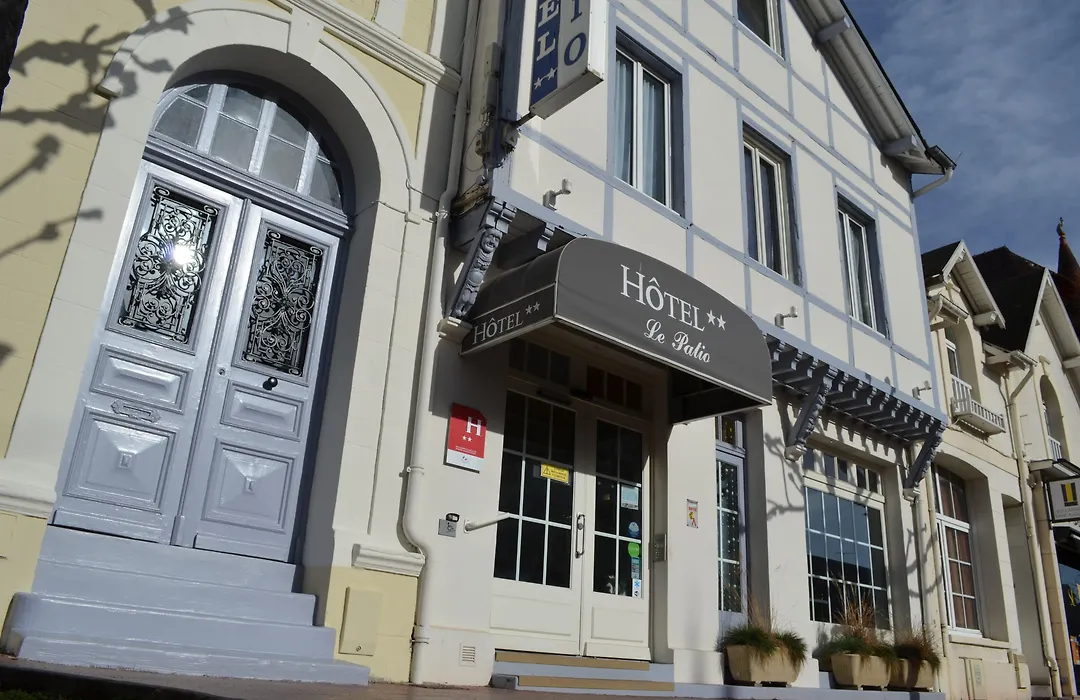 Hotel Le Patio - Deauville-1