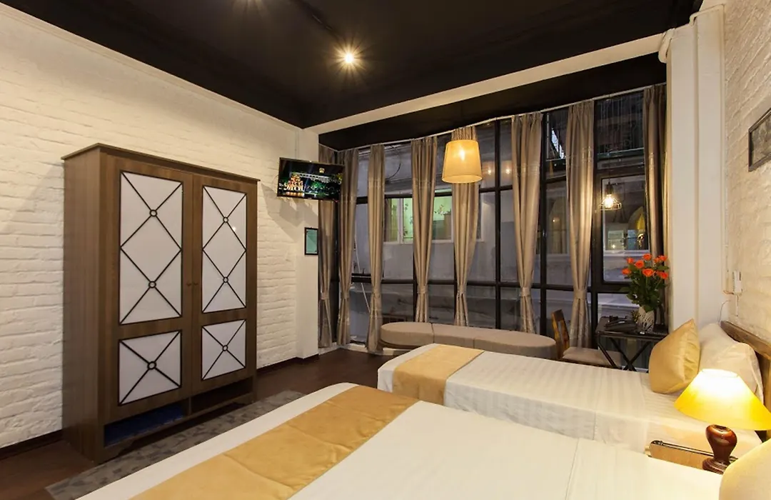 Luxury Backpakers Hotel-1