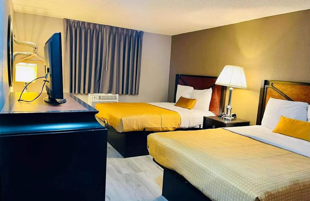 Super 8 By Wyndham Benton Harbor St Joseph-1