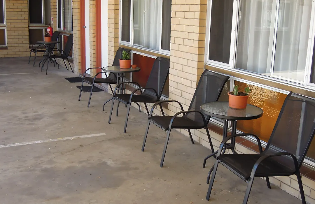 Jackaroo Apartments-1