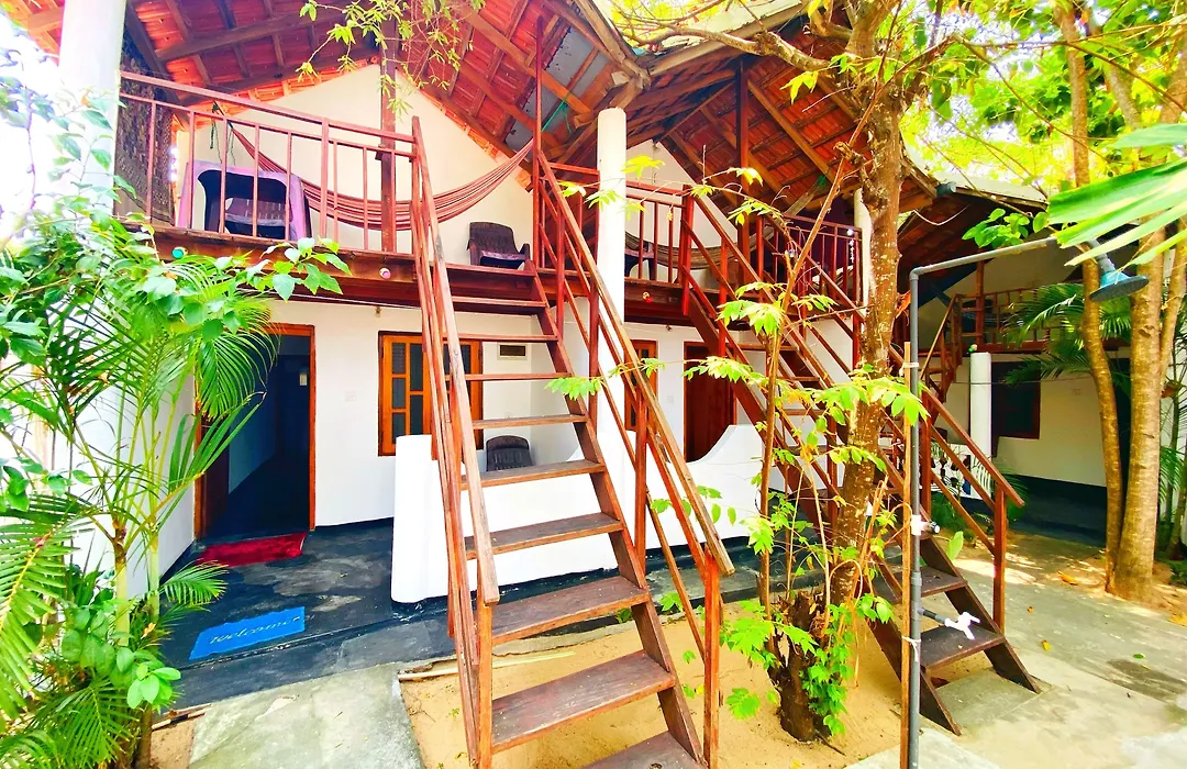 Beach Wave Hotel-1