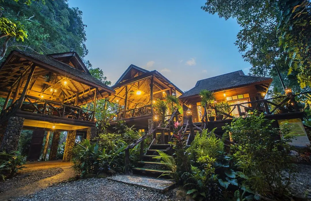 Art'S Riverview Lodge-1