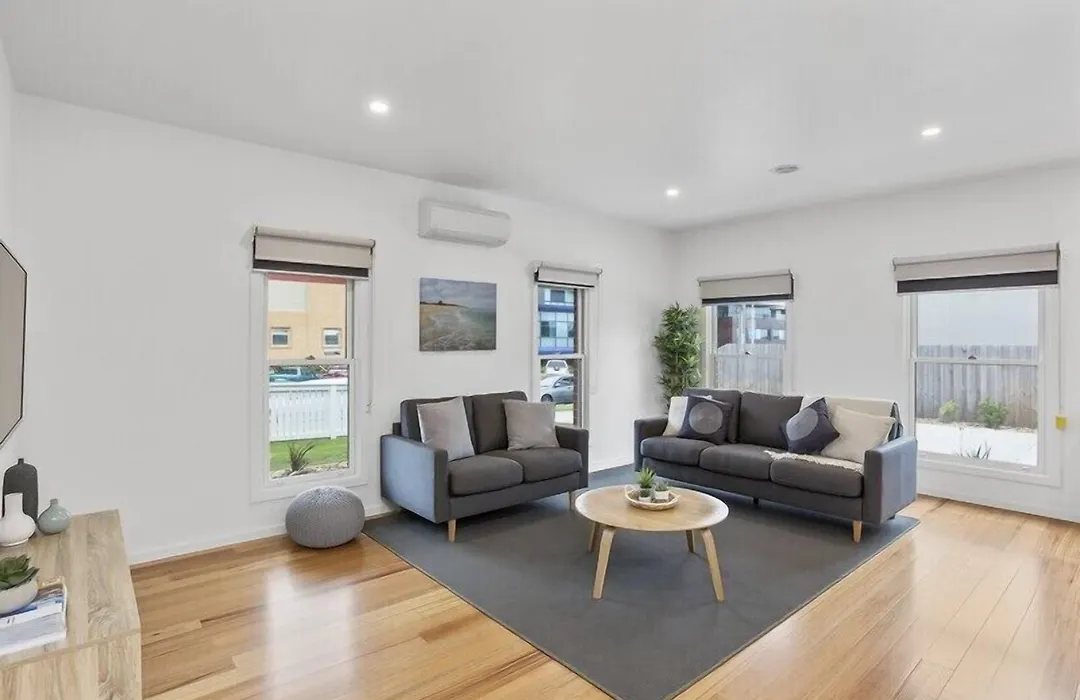 Coastal Vibe Apartments-1