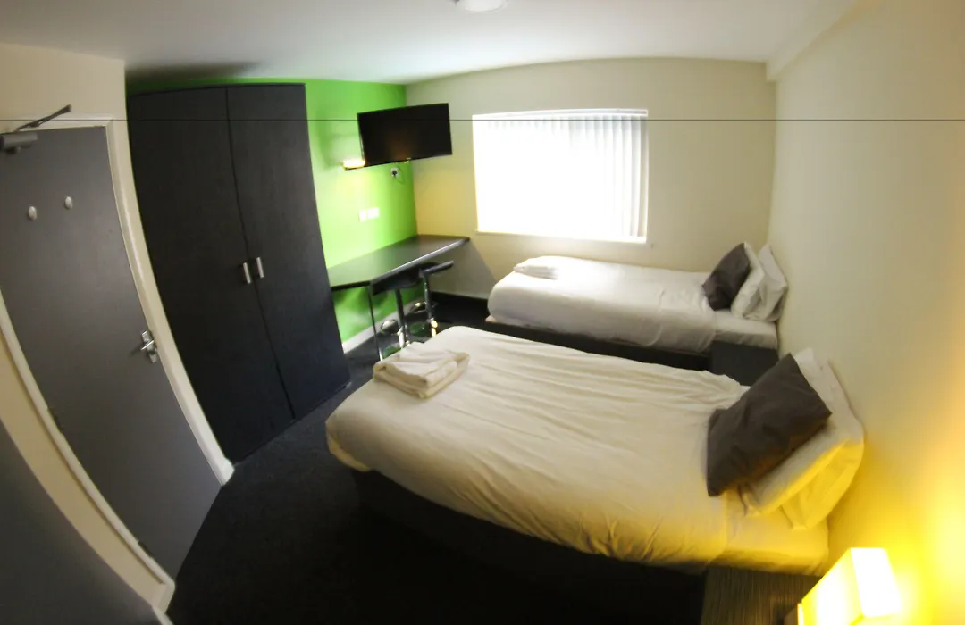 Lymedale Suites Studios & Aparthotel In Newcastle Under Lyme & Stoke-1