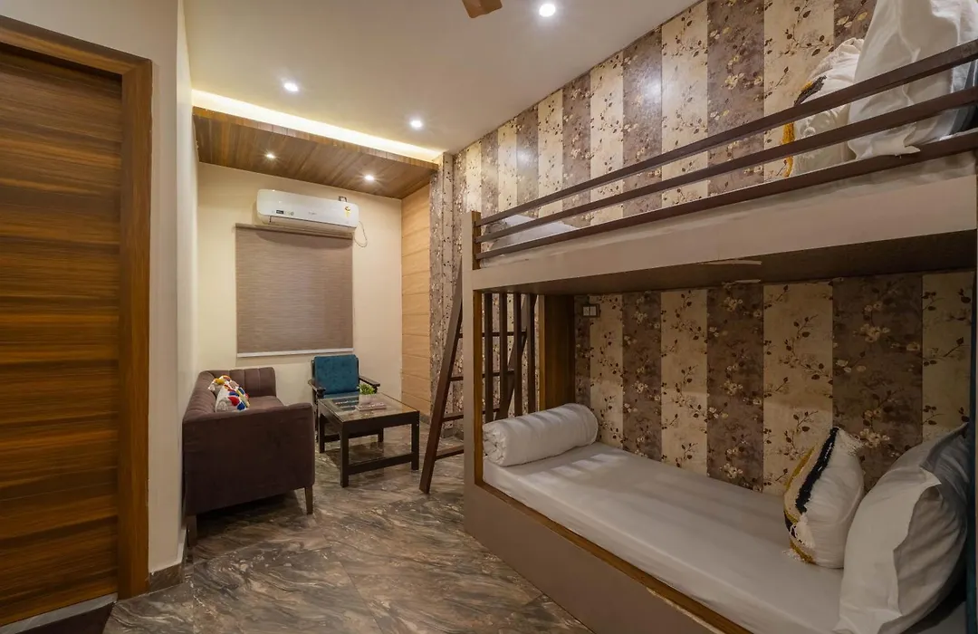 Perfectstayz Premium Ganga Heights - Ganga View Rooftop Cafe-1
