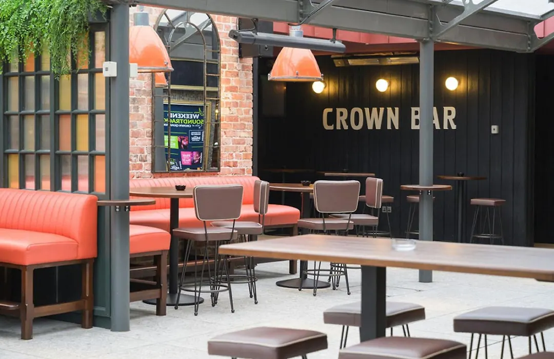 Crown Quarter-1