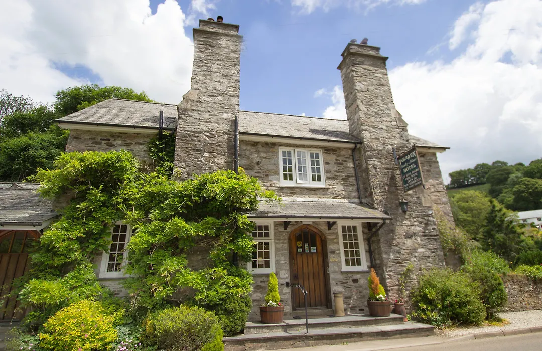 Polraen Country House Hotel-1