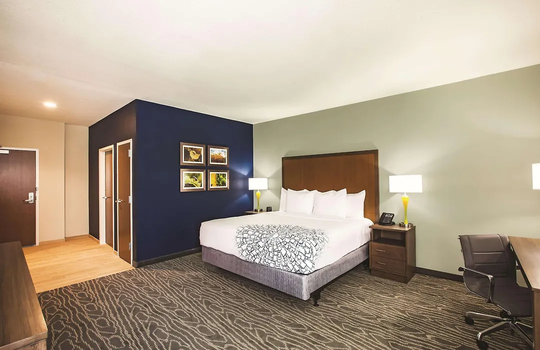 La Quinta By Wyndham Wichita Northeast-1