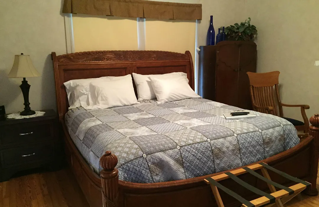 Far View - A Bed & Breakfast Estate-1