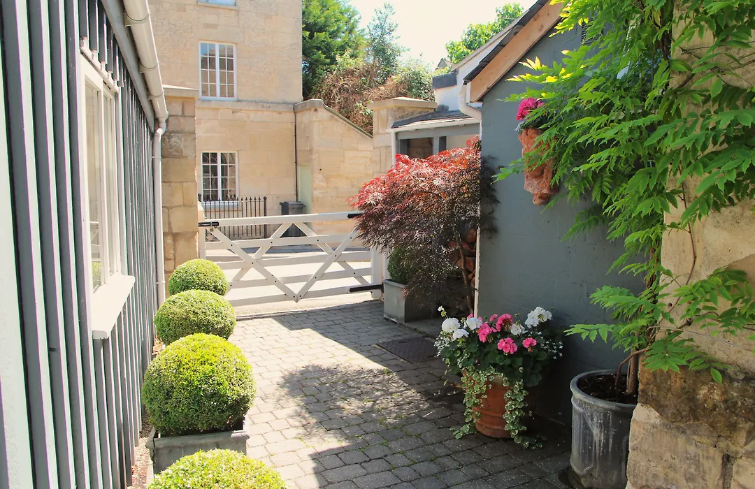 Croft House Guest Suite Painswick-1
