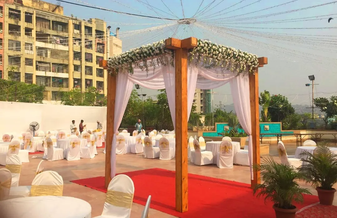 Hotel Leafio Mumbai-1