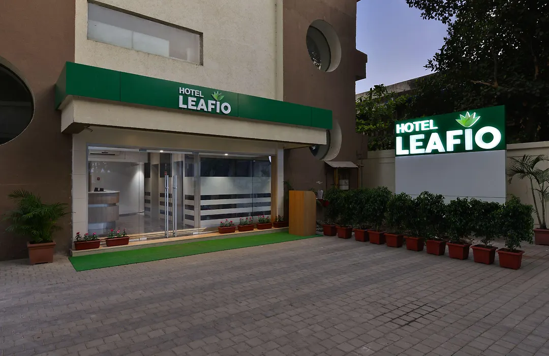 Hotel Leafio Mumbai-1