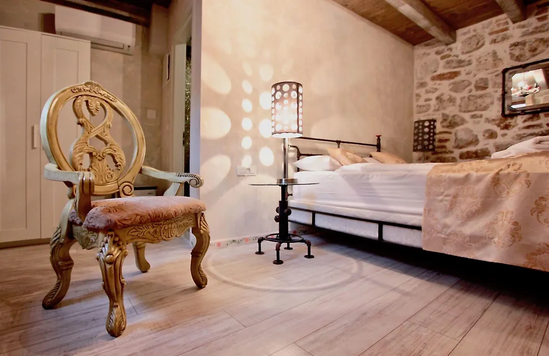 Heritage Palace Varos - Mag Quaint & Elegant Boutique Hotels-1