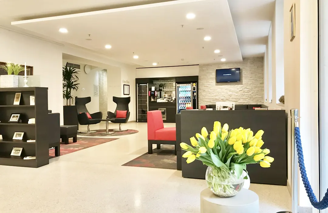 Leonardo Boutique Hotel Linz City Center-1