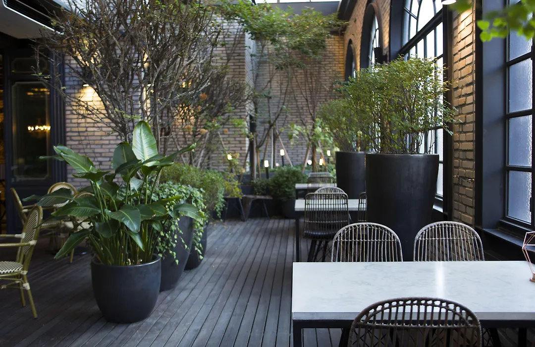 9 Brick Hotel-1