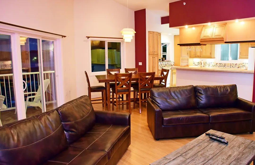 Longliner Lodge And Suites-1