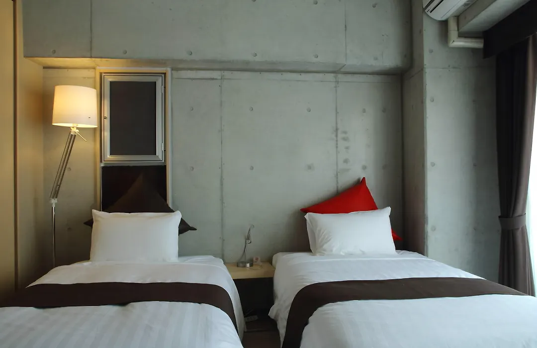 Condominio Makishi-1
