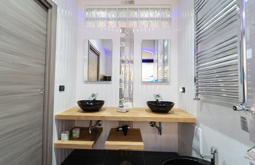 Pc Boutique H Napoli Centro, By Clapa Group-1