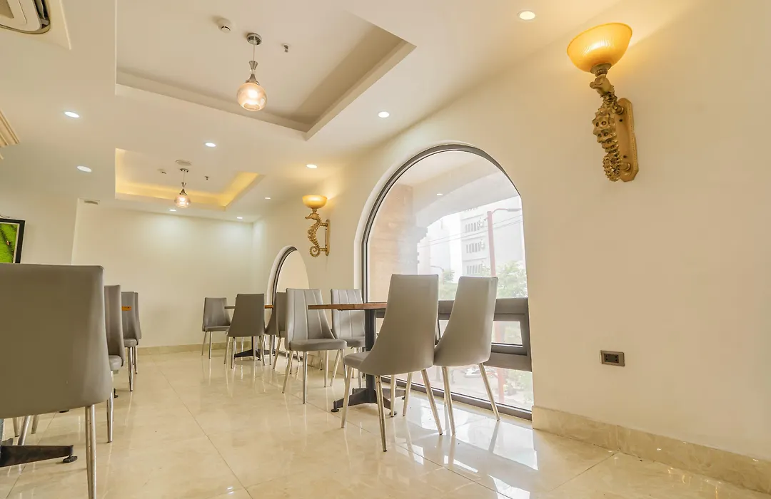 Royal Charm Hotel-1