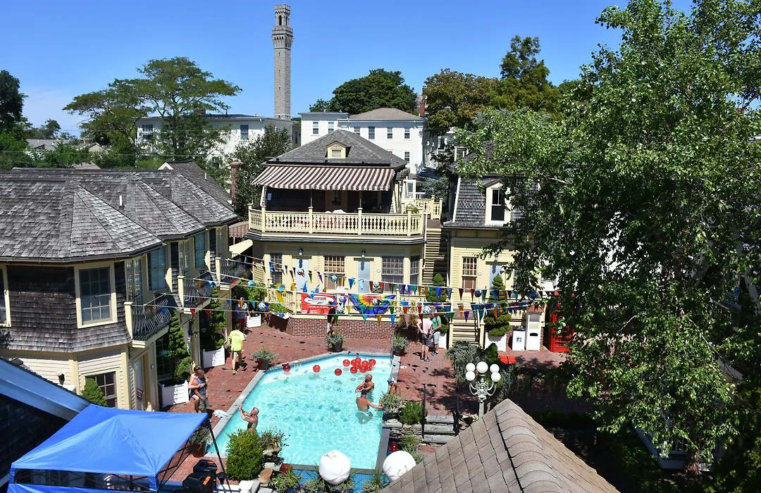 Brass Key Guesthouse Adults Only-1