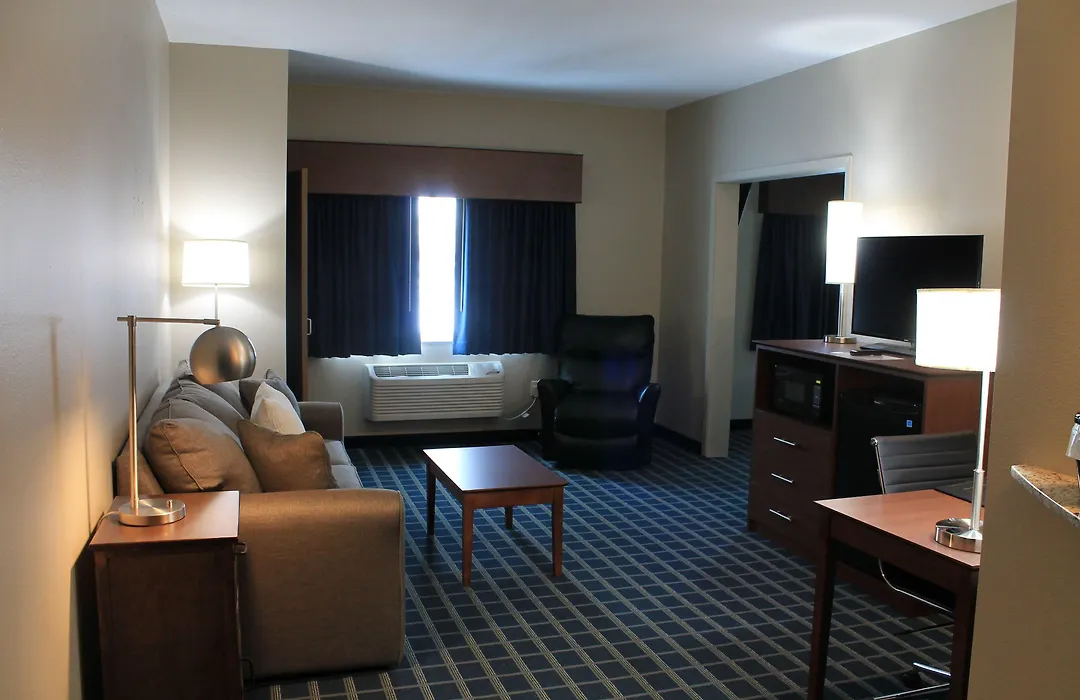 Reston Lodge & Suites - Emmetsburg-1