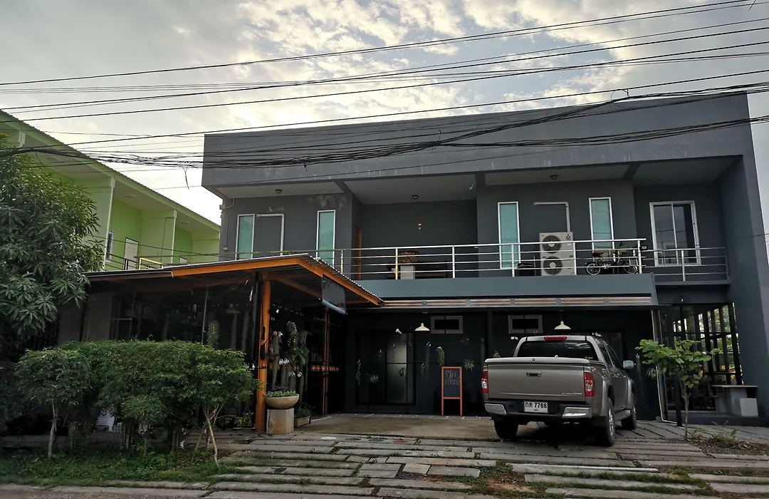 Siri Guesthouse @ Surat Thani-1