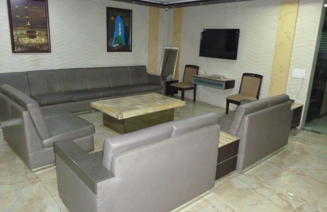 Hotel Regal Palace-1