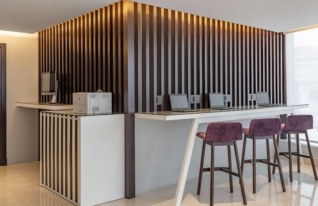 Park Inn By Radisson Jeddah Madinah Road-1