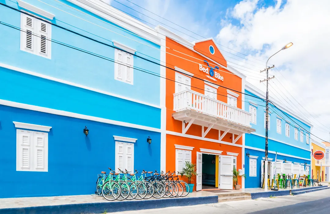 Bed&Bike Curacao - Pietermaai-1