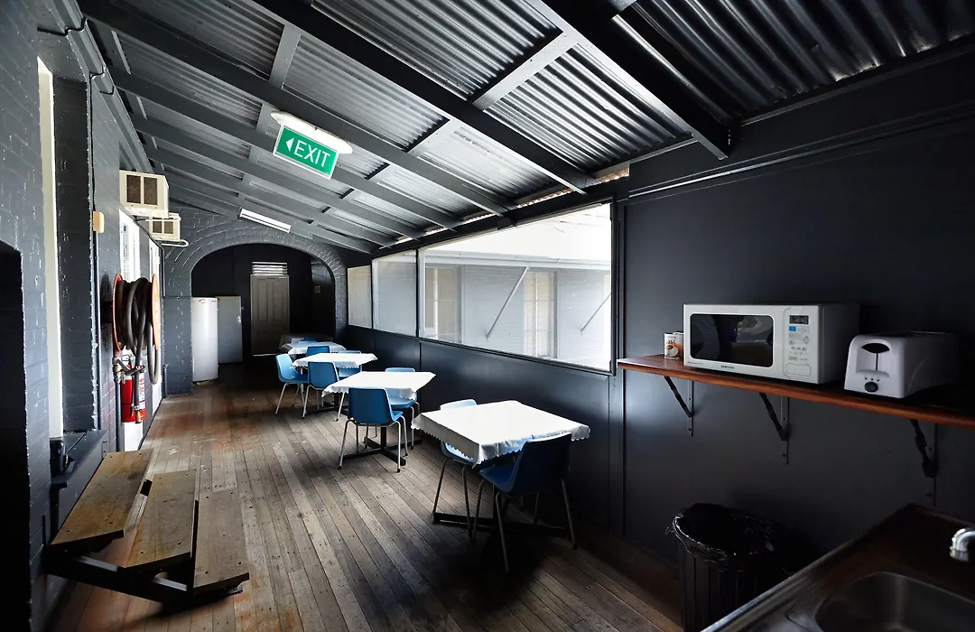 Commercial Hotel-1
